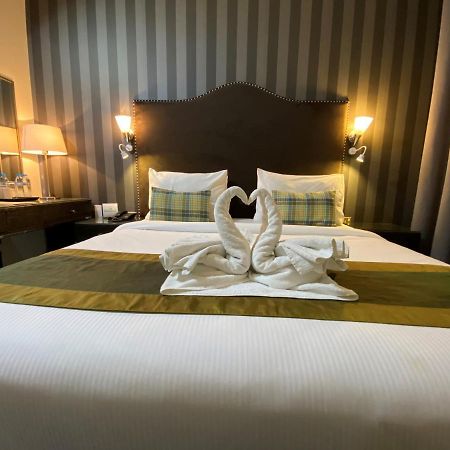 Buraq Hotel Дубай Екстериор снимка