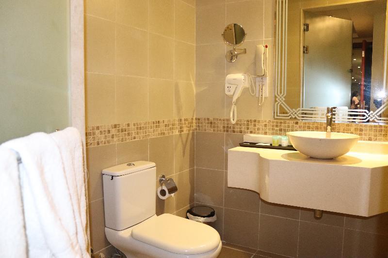 Buraq Hotel Дубай Екстериор снимка